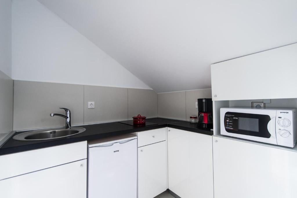 Number 5 Apartman Pakoštane Kültér fotó