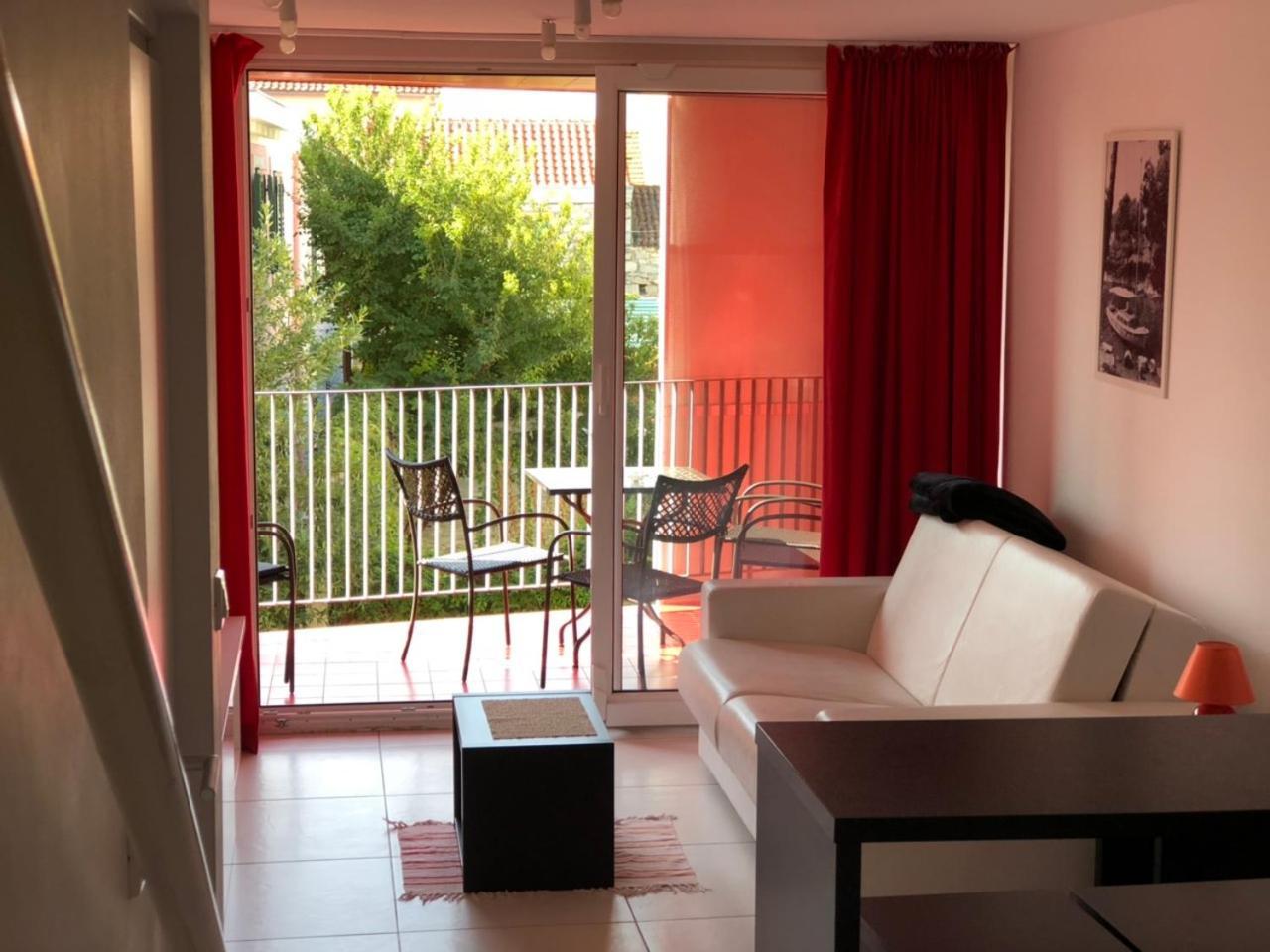 Number 5 Apartman Pakoštane Kültér fotó